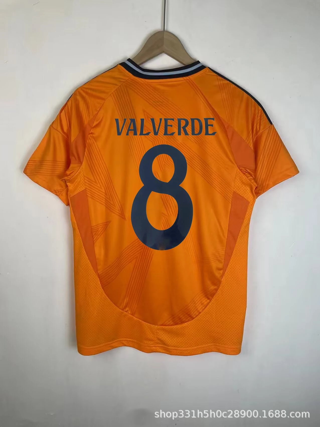 Real Madrid Classic Bellingham #5 soccer jersey White Real Madrid with Travel-Friendly Style