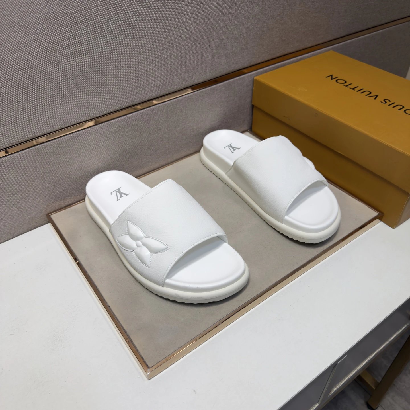 Louis Vuitton Monogram Casual Style White Slide Sandals