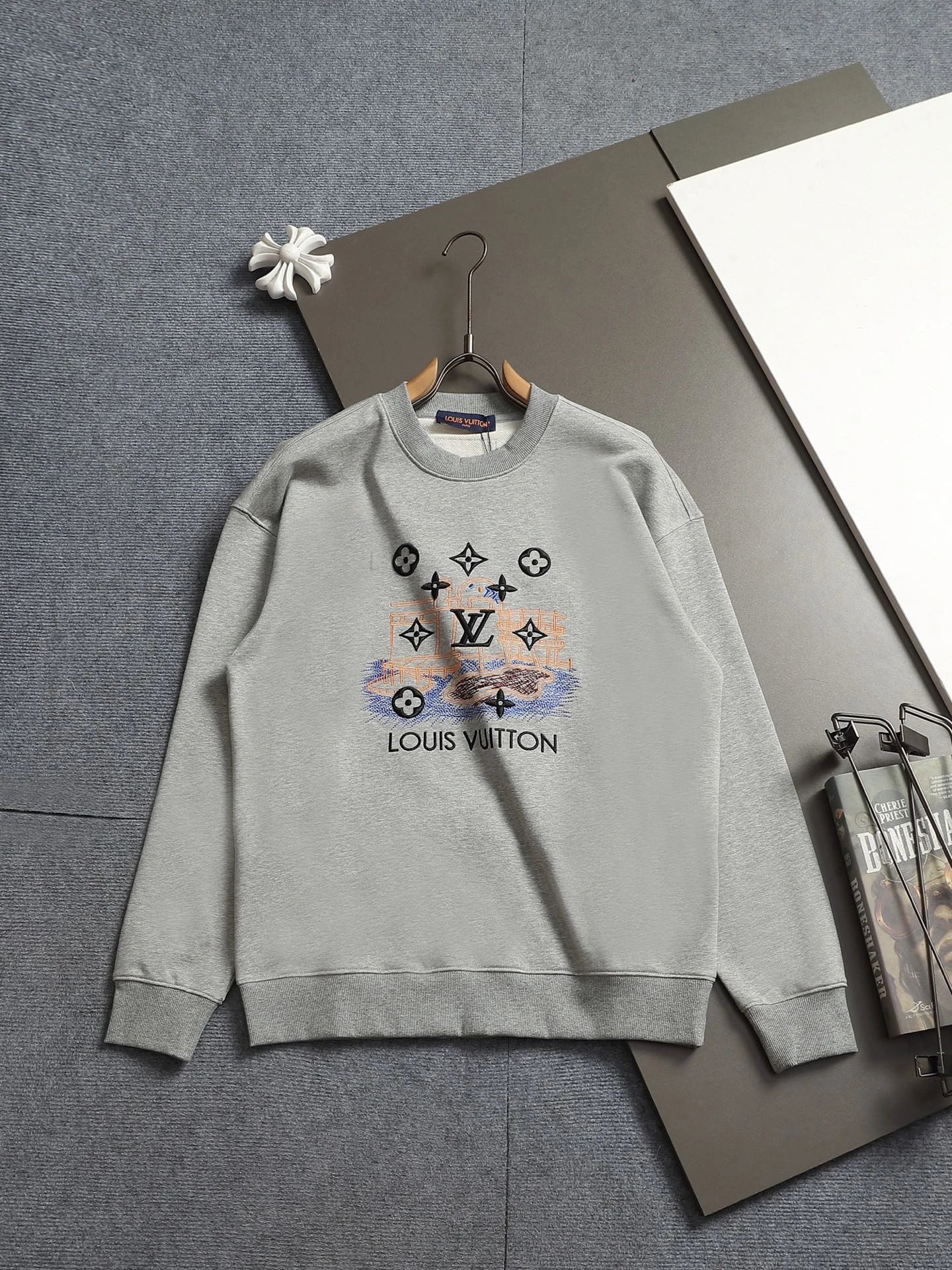 Louis Vuitton Gray Sweatshirt with LV Travel-style Sweatshirt for Photo Ready