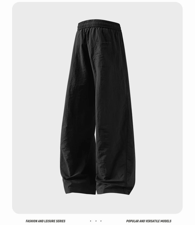Softly Tapered Leg And Minimal Elastic Waist Relaxed Jogger Pants in Black