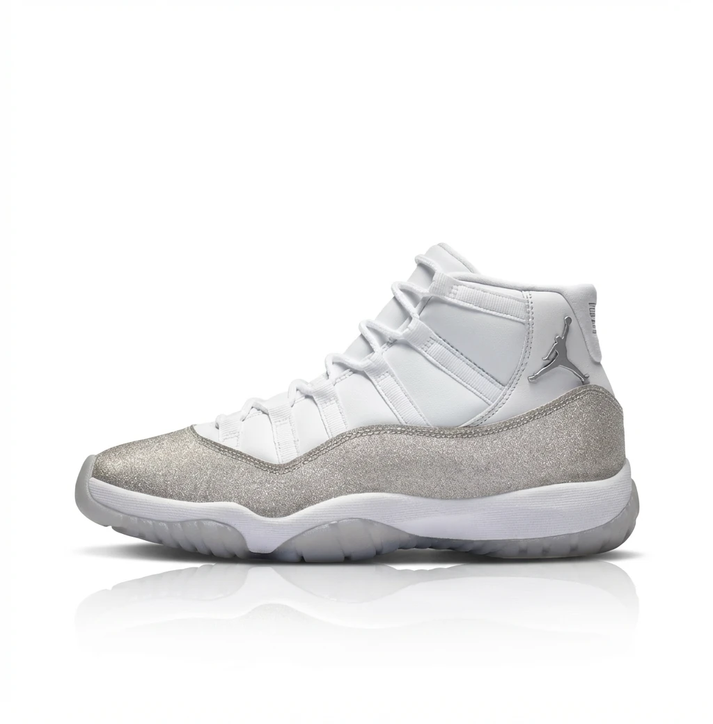Trendy Silver and White Jordan AJ11 Sports Shoes