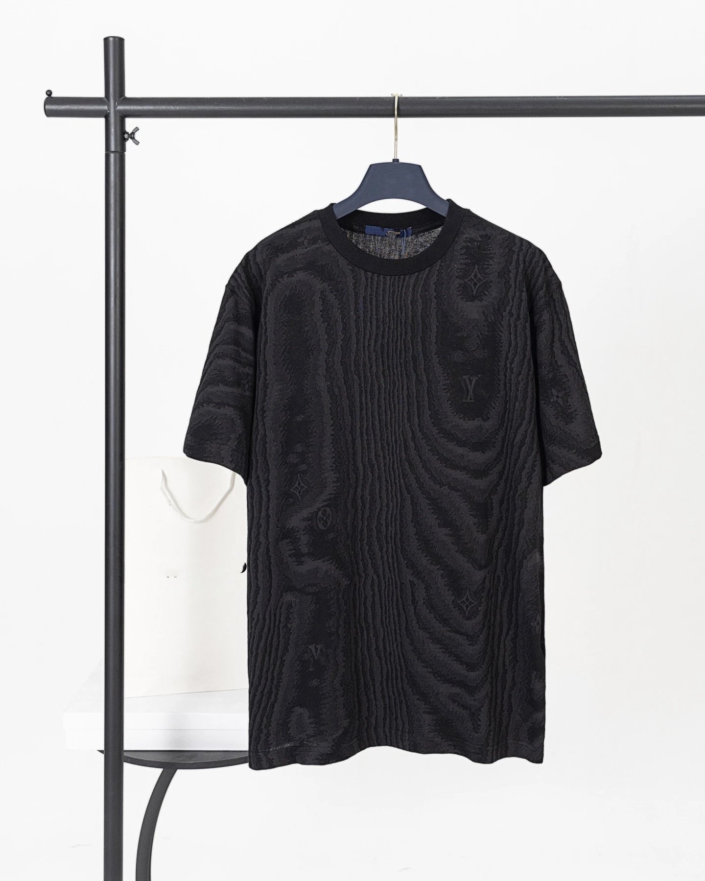Louis Vuitton Wood-grain Jacquard Street-cool Black T-Shirt