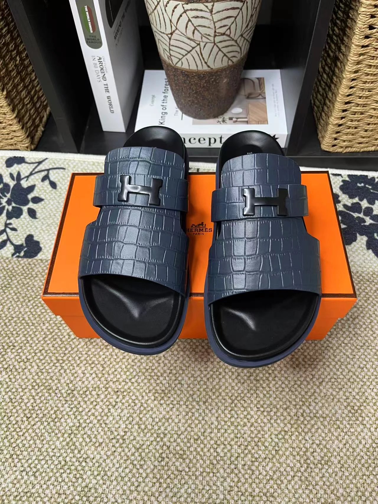 Hermès H Series Light Luxury Style Navy Blue Slides