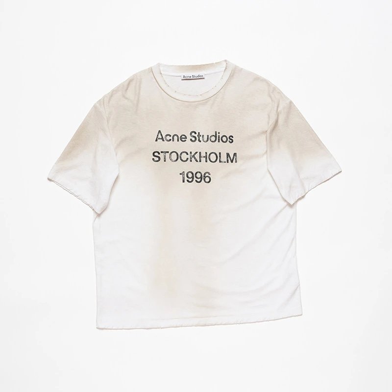 Acne Studios 2090-80 White Style Ac908026 Stockholm Logo T-Shirt Travel Styling