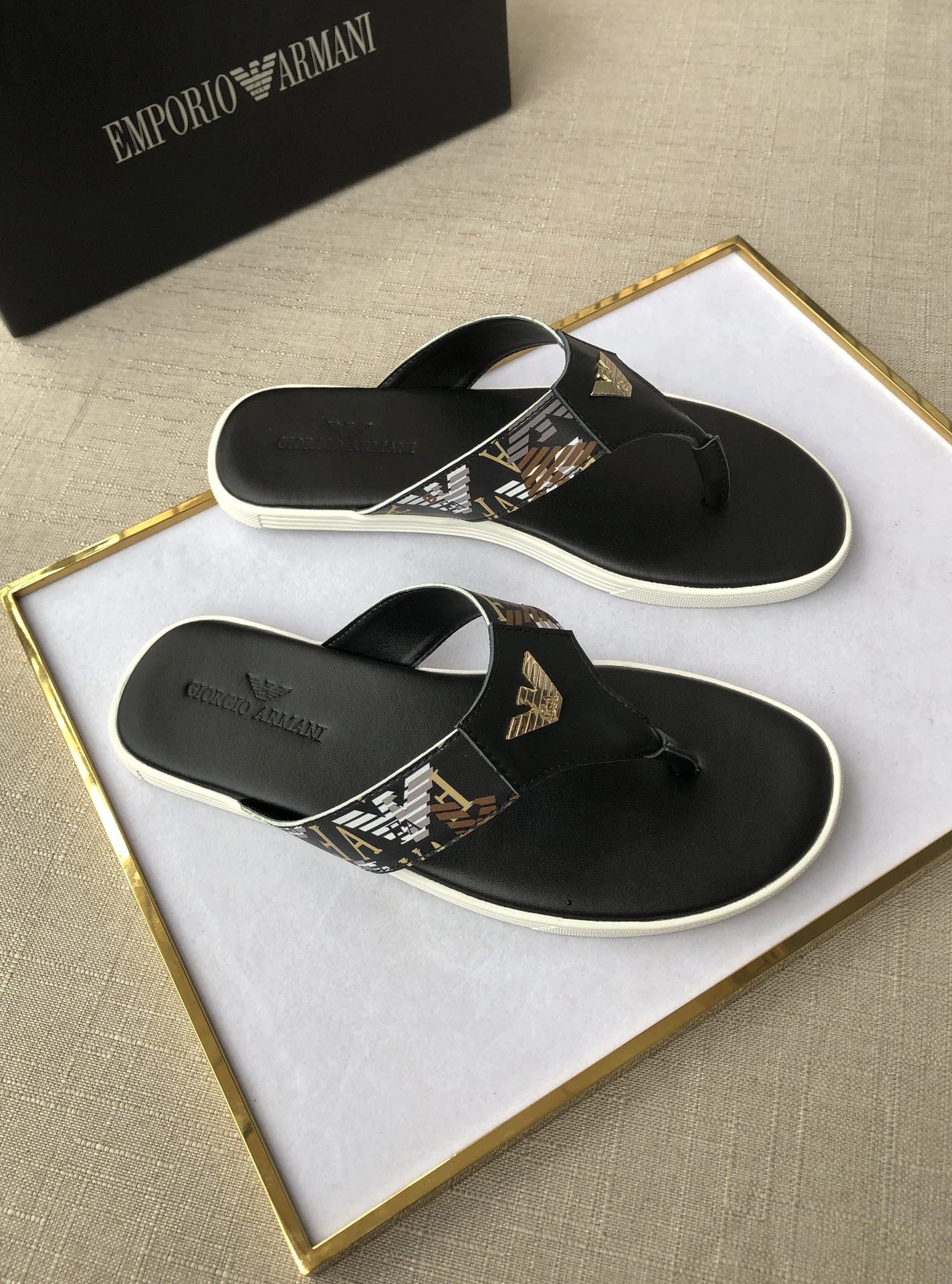 Armani Trendy Brand Printed Light Luxury Style Black Flip-Flops