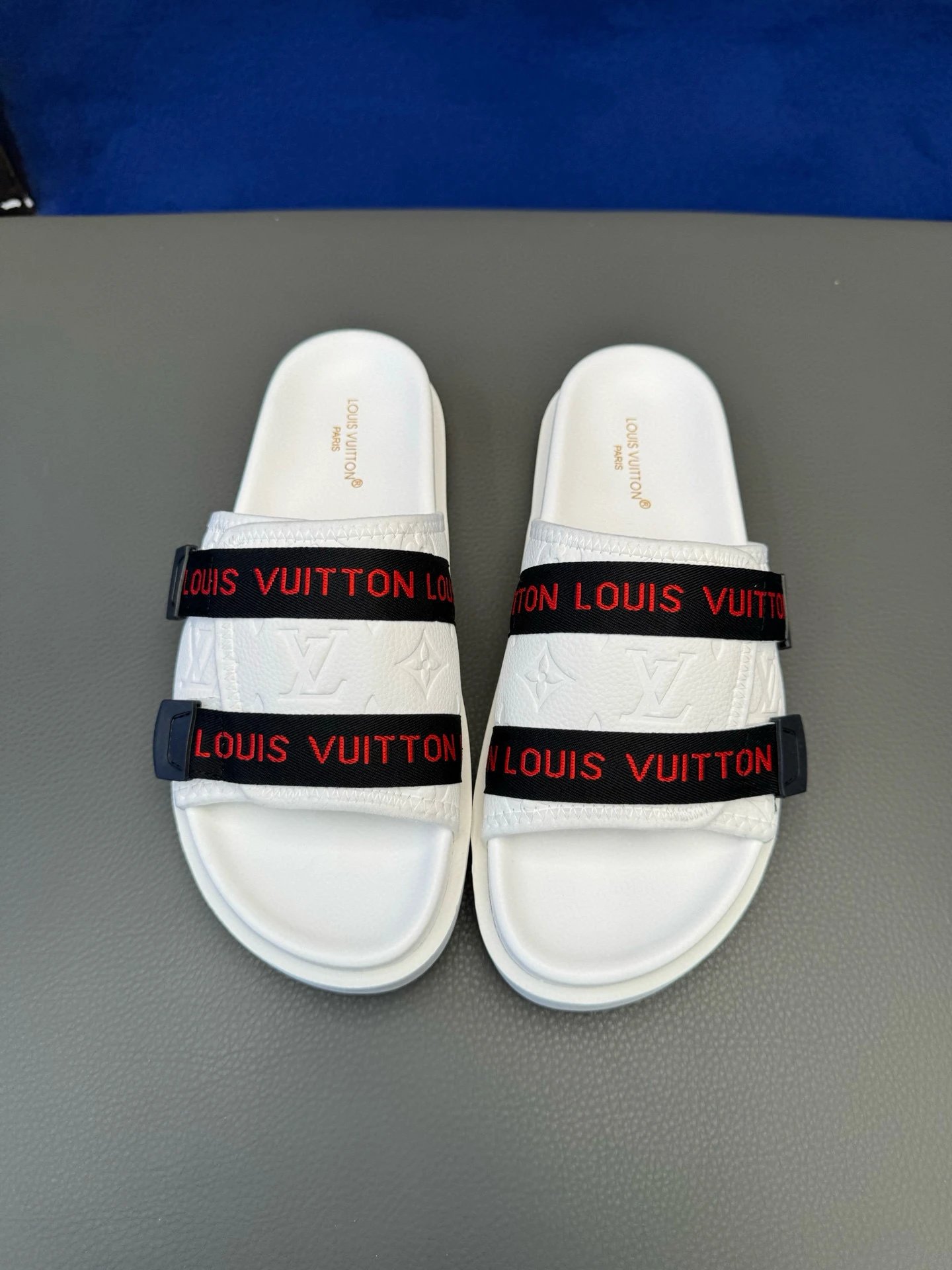 Louis Vuitton Monogram Light Luxury Street Style White Slippers