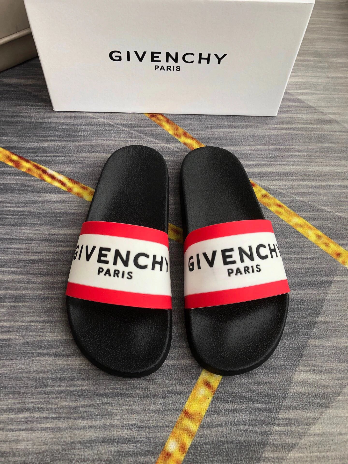 Givenchy Classic Logo Color-block Streetwear Slides