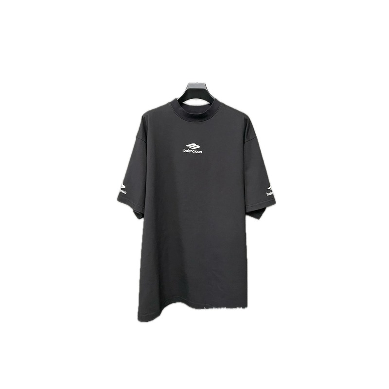 Balenciaga minimalist style black T-shirt