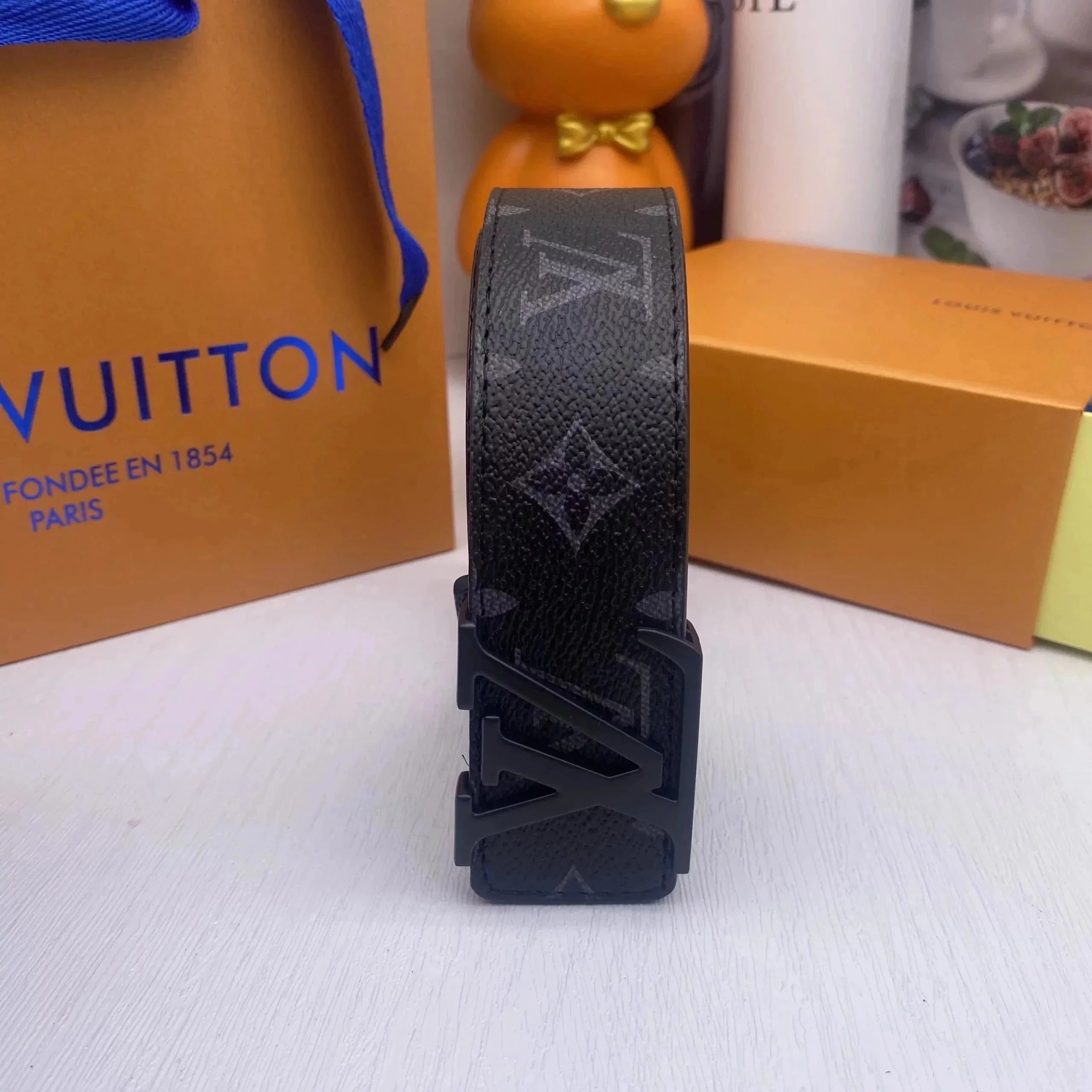 Louis Vuitton Gift-Ready Presentation Monogram Belt Streetwear Look