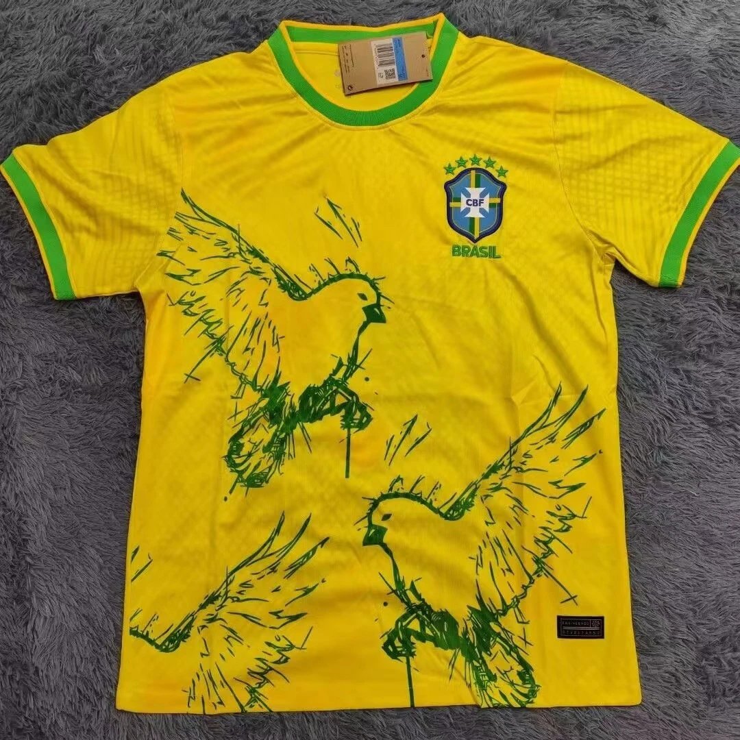 Real Madrid Yellow Dragon Soccer Jersey Logo Detail