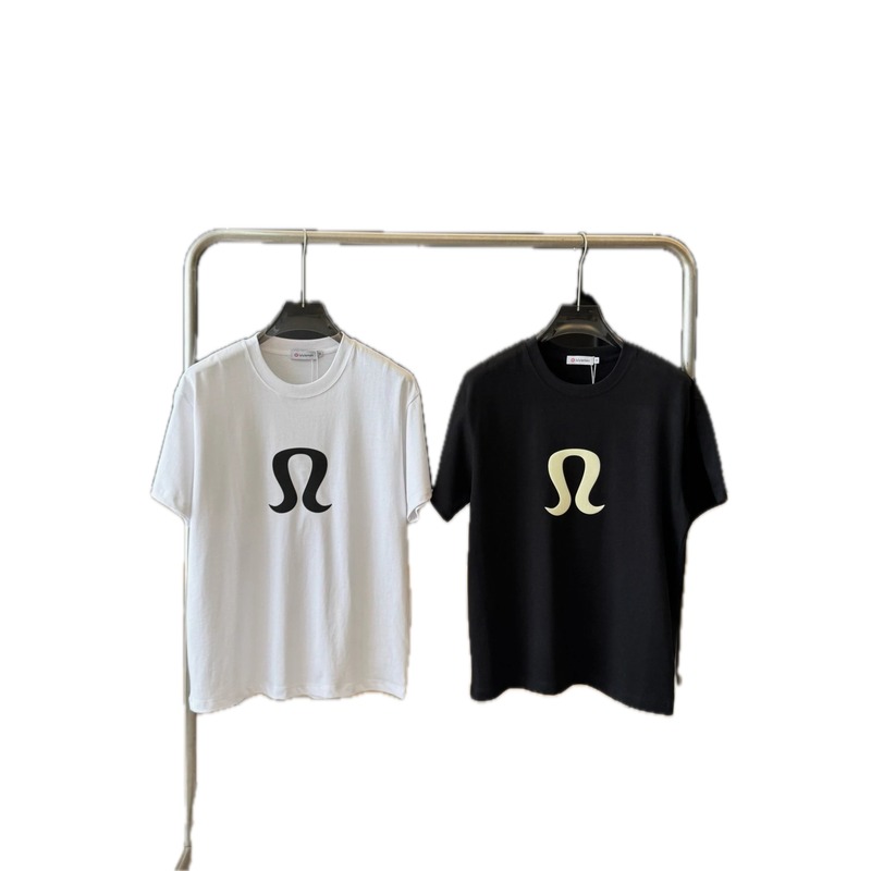 lululemon Classic Large Logo Casual Style Two-tone T-Shirt