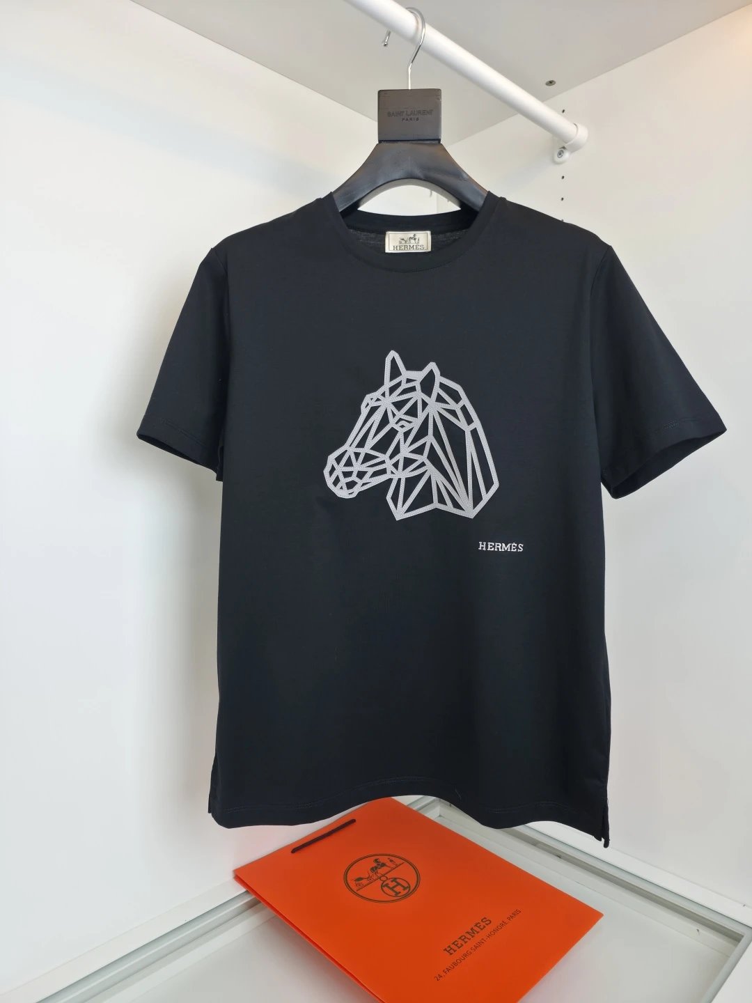 Hermès geometric style black T-shirt