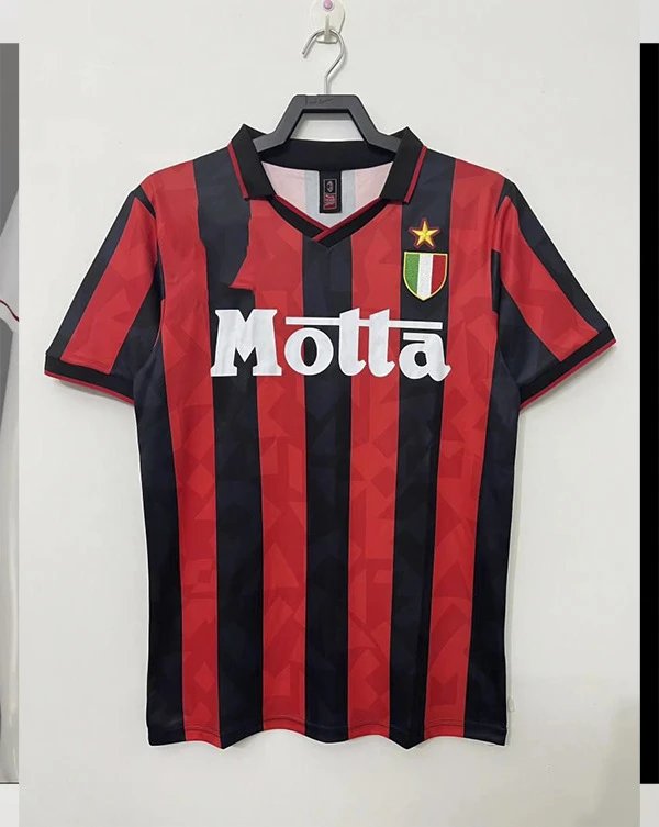 AC Milan Statement Retro soccer jersey Red Black Striped for Outdoor Plans