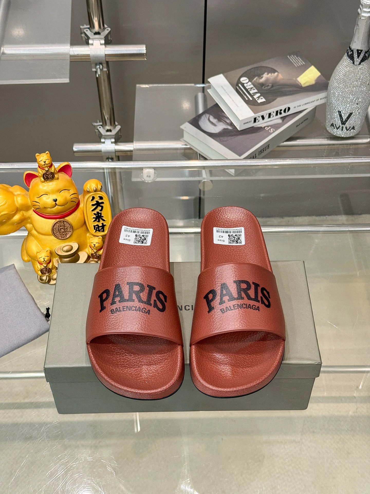 Balenciaga PARIS Streetwear Brand Brick Red Slippers