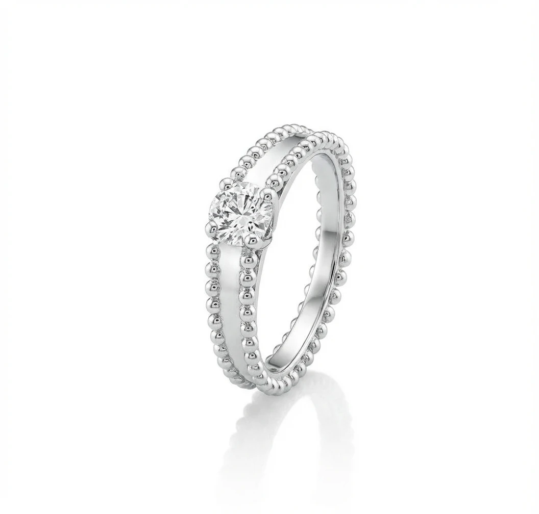 Van Cleef & Arpels diamond minimalist style ring