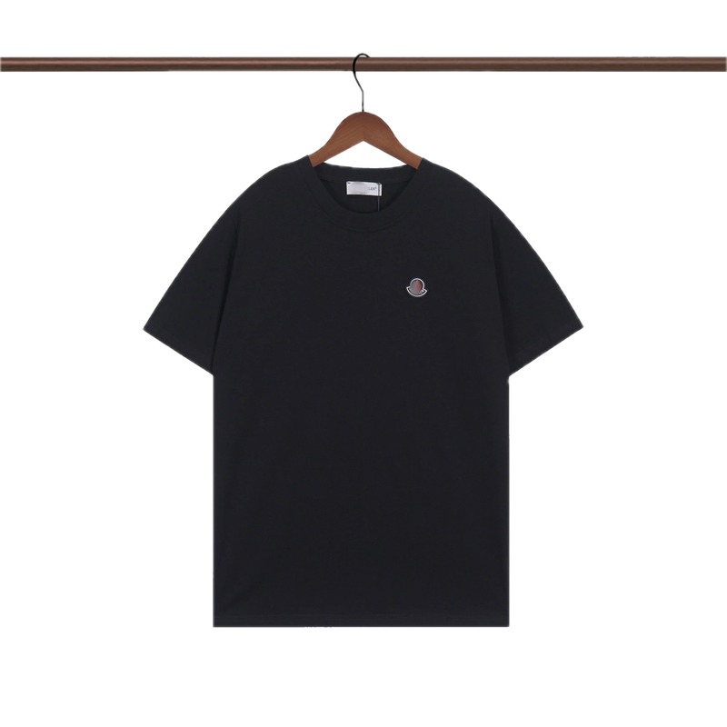 Moncler Classic Minimalist Style Black Short-sleeve T-shirt