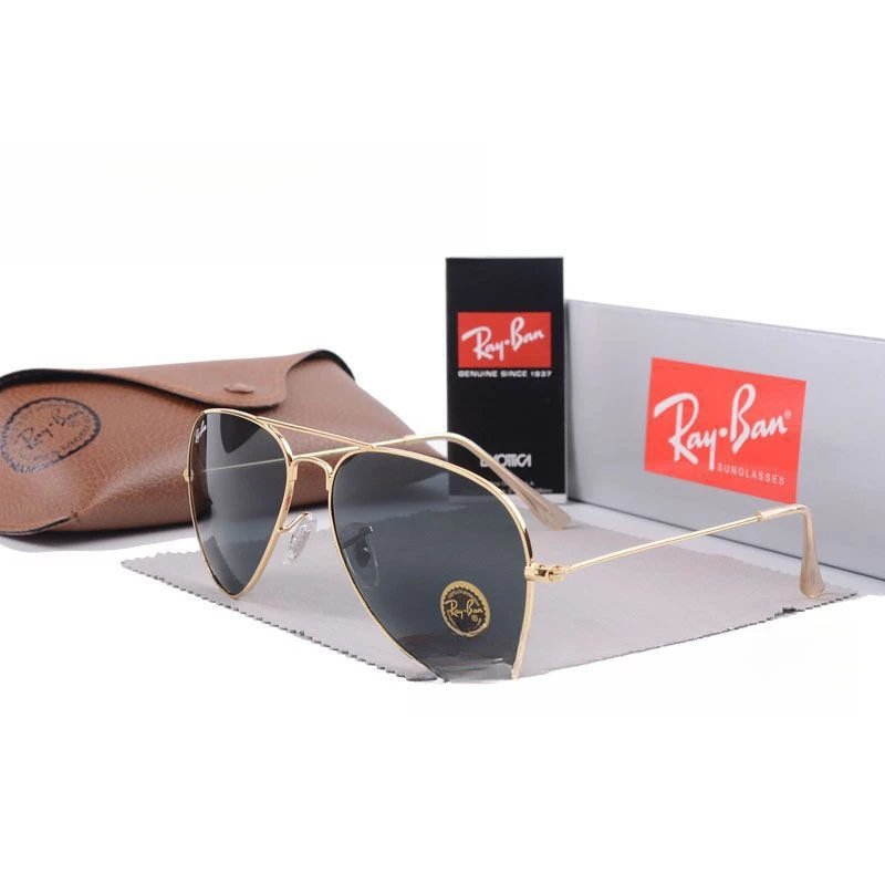 Ray-Ban Classic Aviator sunglasses Gold Tone Sunglasses for Daily Styling