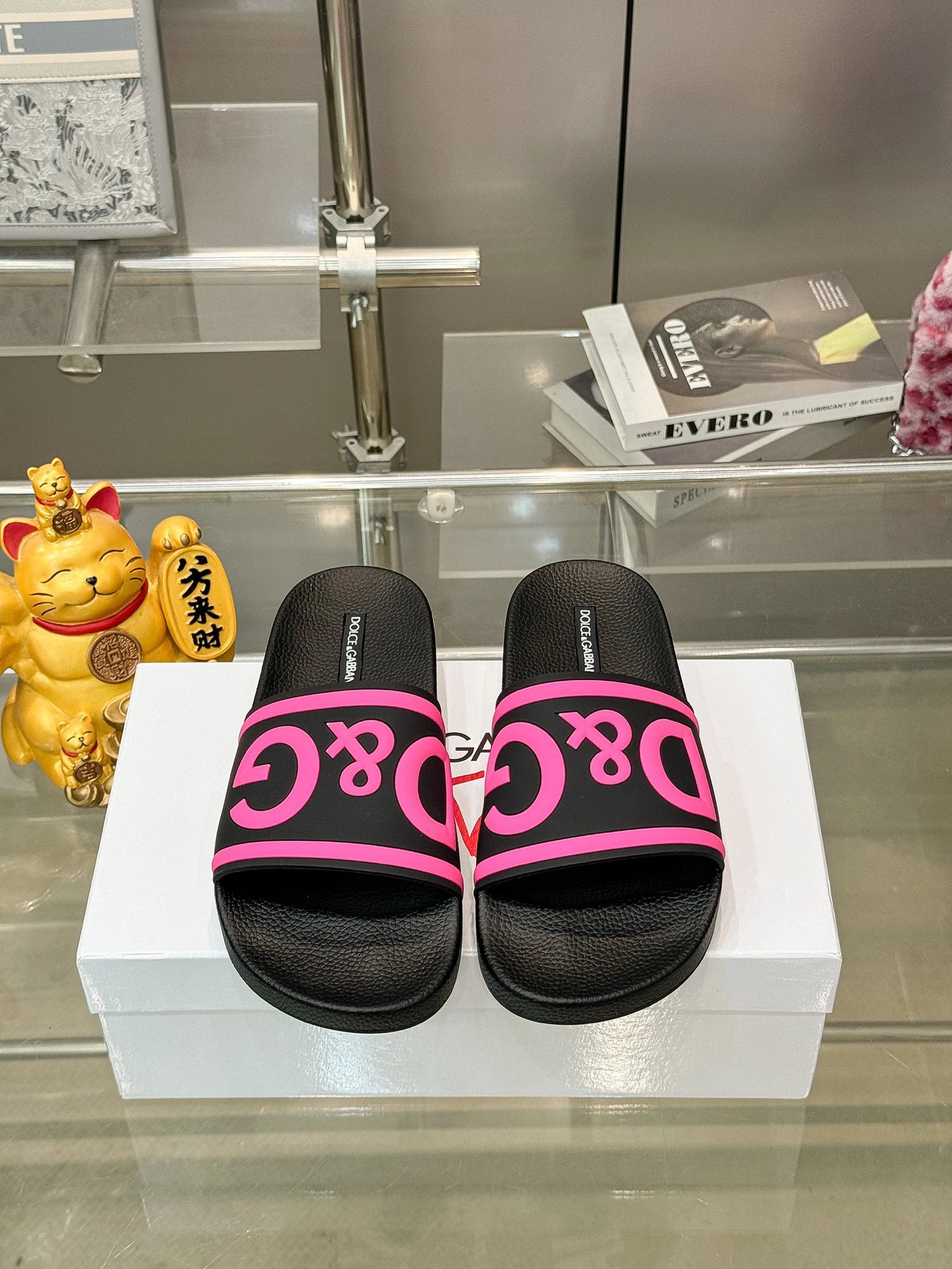 D&G Classic Logo Streetwear Style Black & Pink Colorblock Slide Sandals