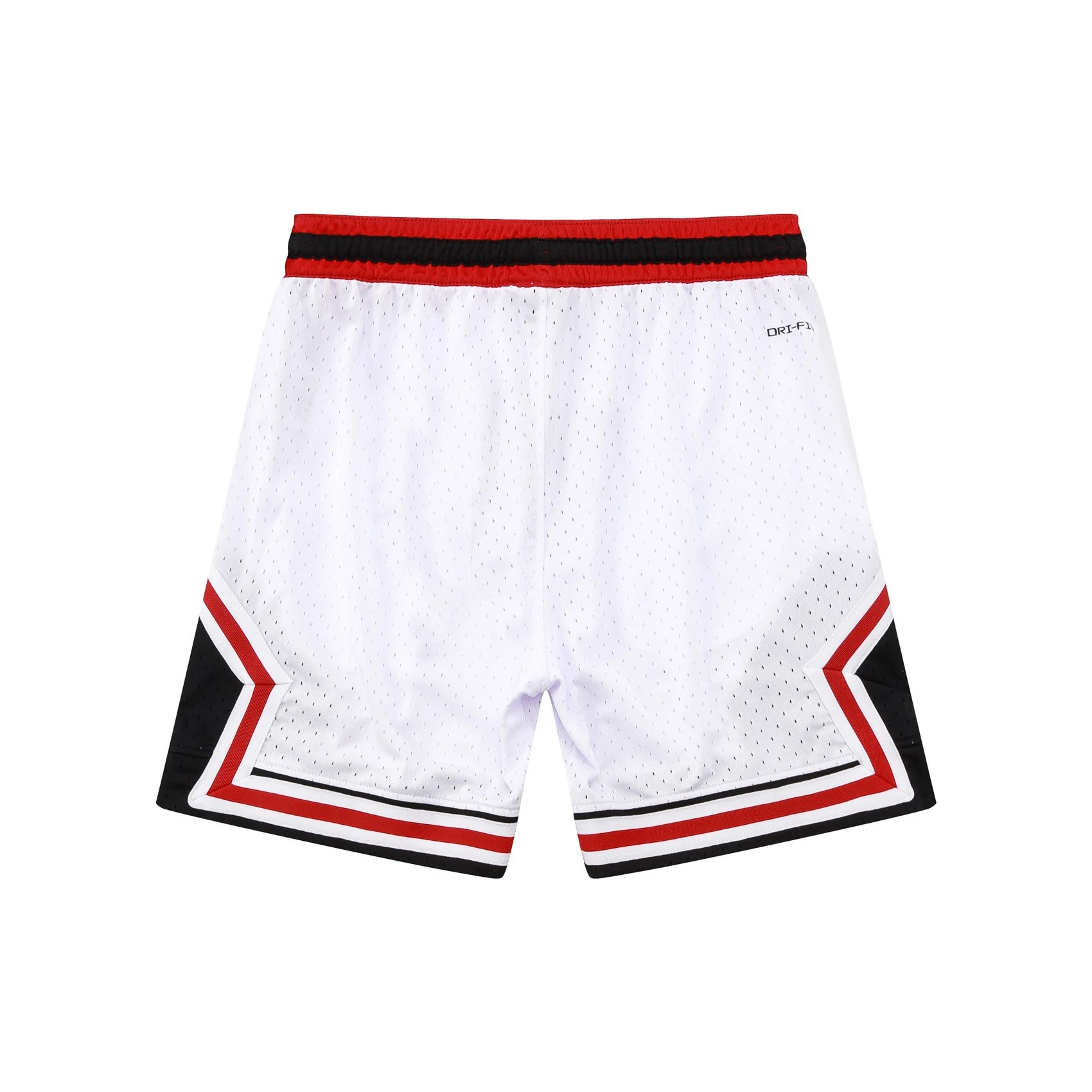 AJ sporty white shorts