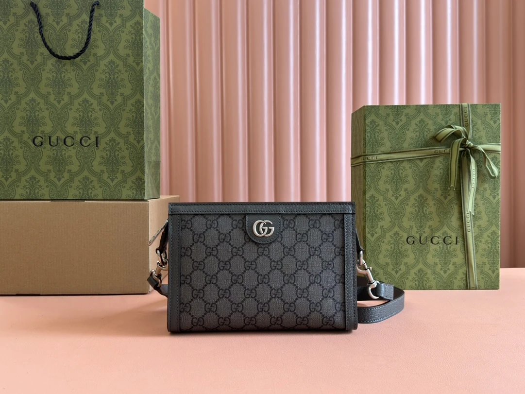 Gucci GG Supreme shoulder bag Gray Monogram Canvas