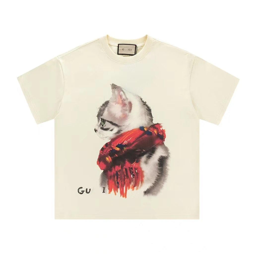 Gucci Cat Print Vintage Style Off-white T-Shirt