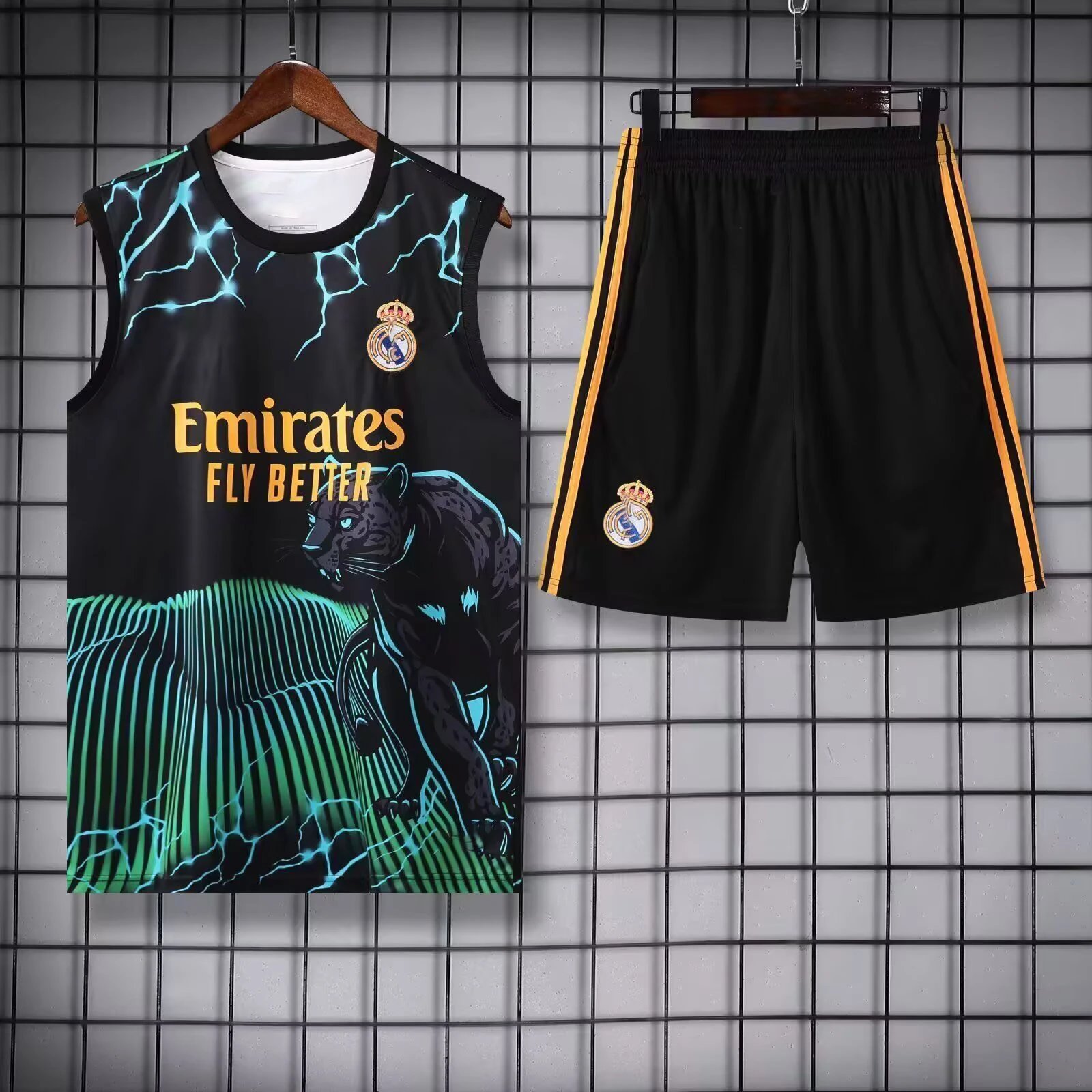 Real Madrid Casual Training jersey set Navy Sleeveless Top for Streetwear Looks
