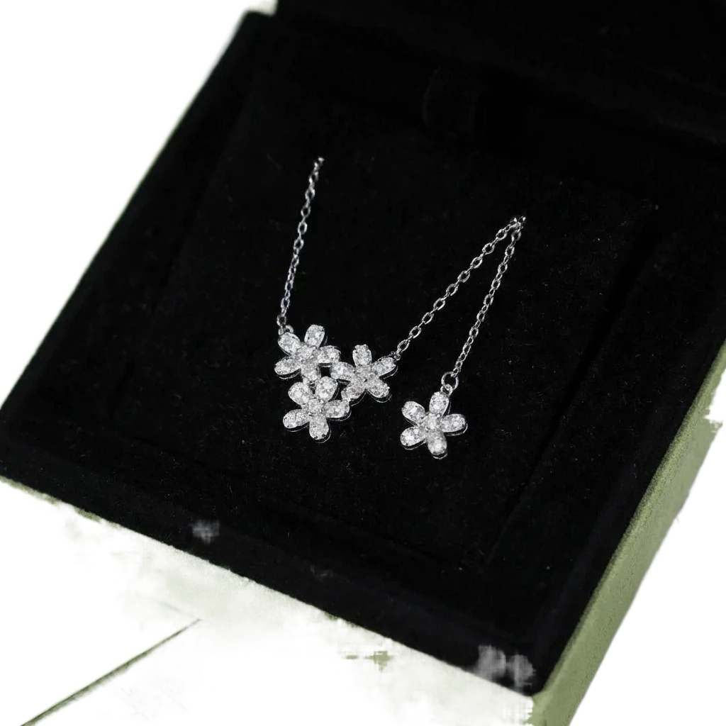 Van Cleef & Arpels Flower Wind Silver Necklace
