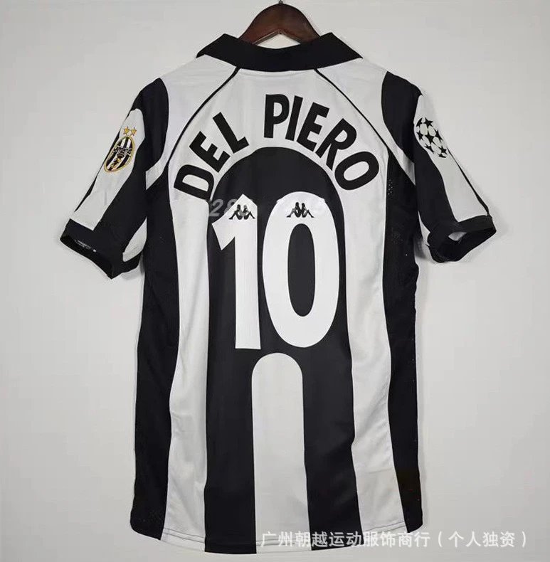 Manchester United Streetwear Beckham #7 soccer jersey White Black Retro with Logo Accent