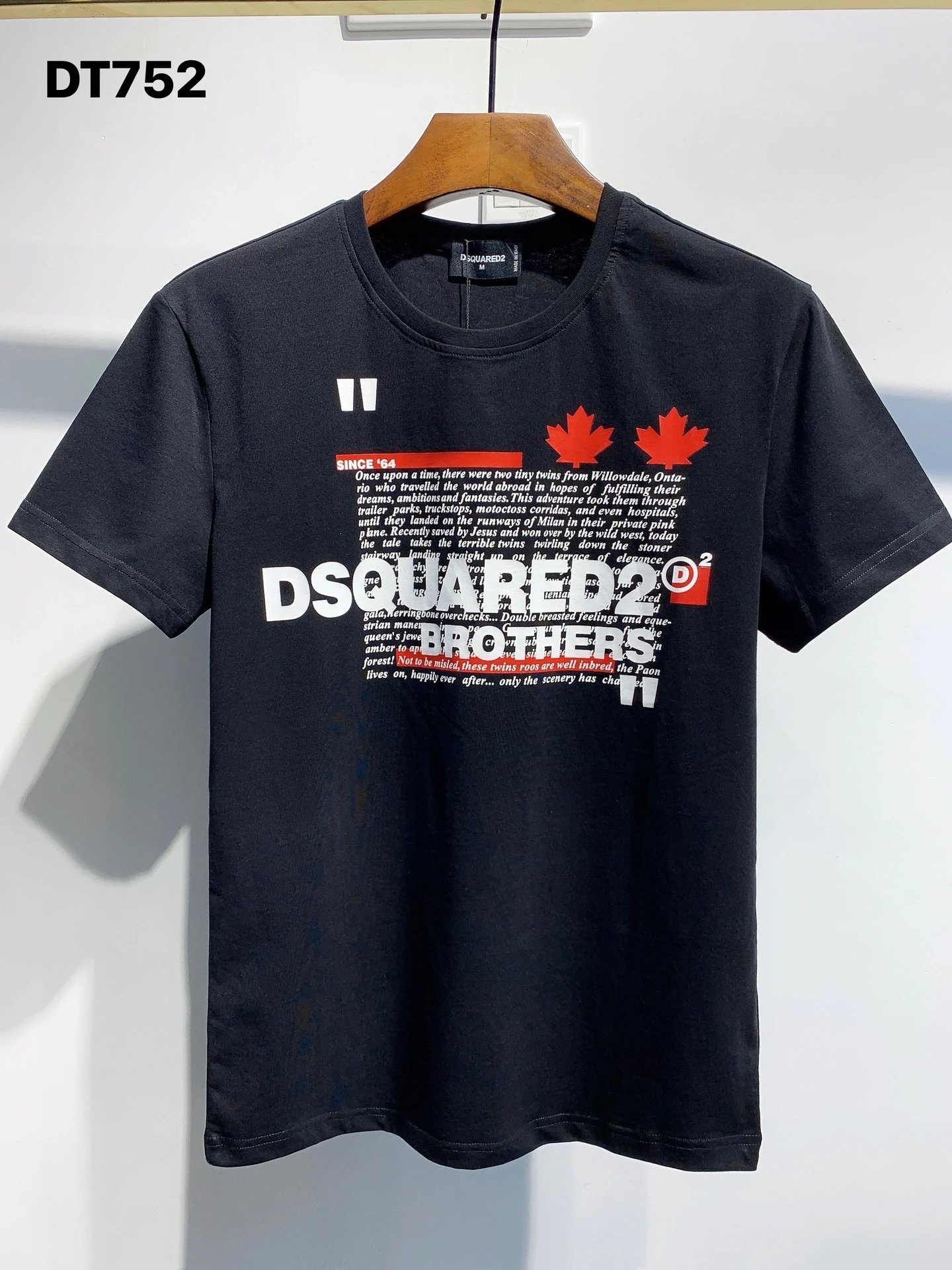 DSQUARED2 Maple Leaf Print Streetwear Black T-Shirt