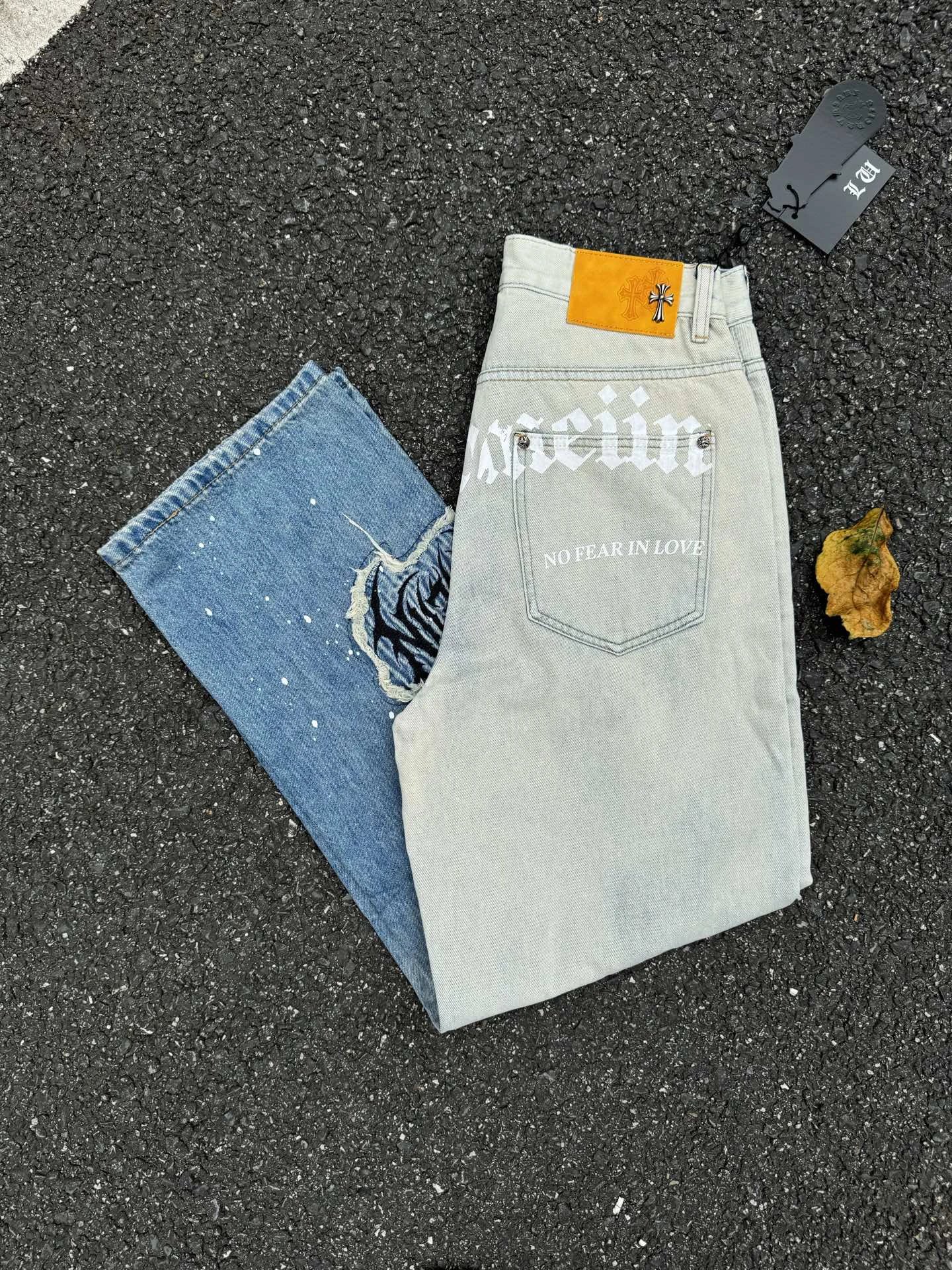 Acne Studios Large Pocket Lettering And Contrast Wing Artwork Casual Logo Jeans