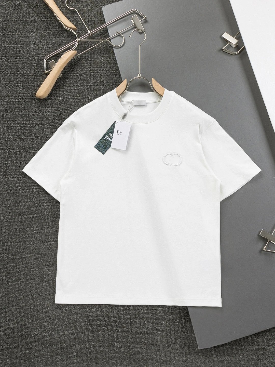 Dior Embroidered Minimalist Style White Short-sleeve T-shirt