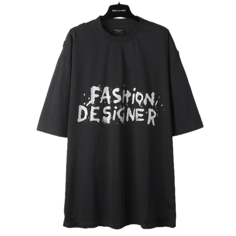 Balenciaga's trendy and cool black T-shirt