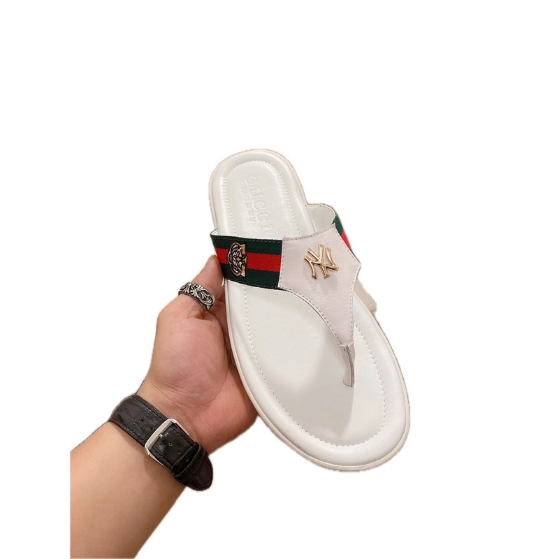 Gucci Co-branded Striped Streetwear Style White Flip-Flops