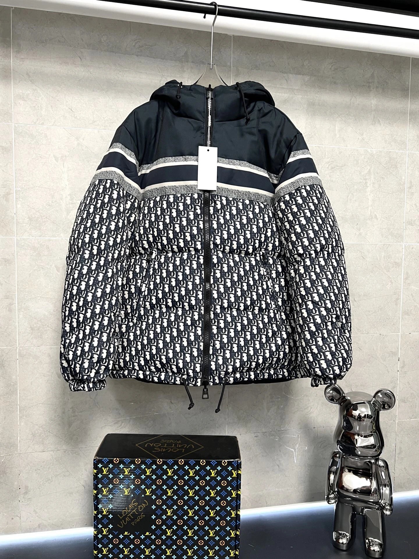 Dense Repeating Motif And Contrast Shoulder Panel Monogram Hooded Jacket by Louis Vuitton - Weekend