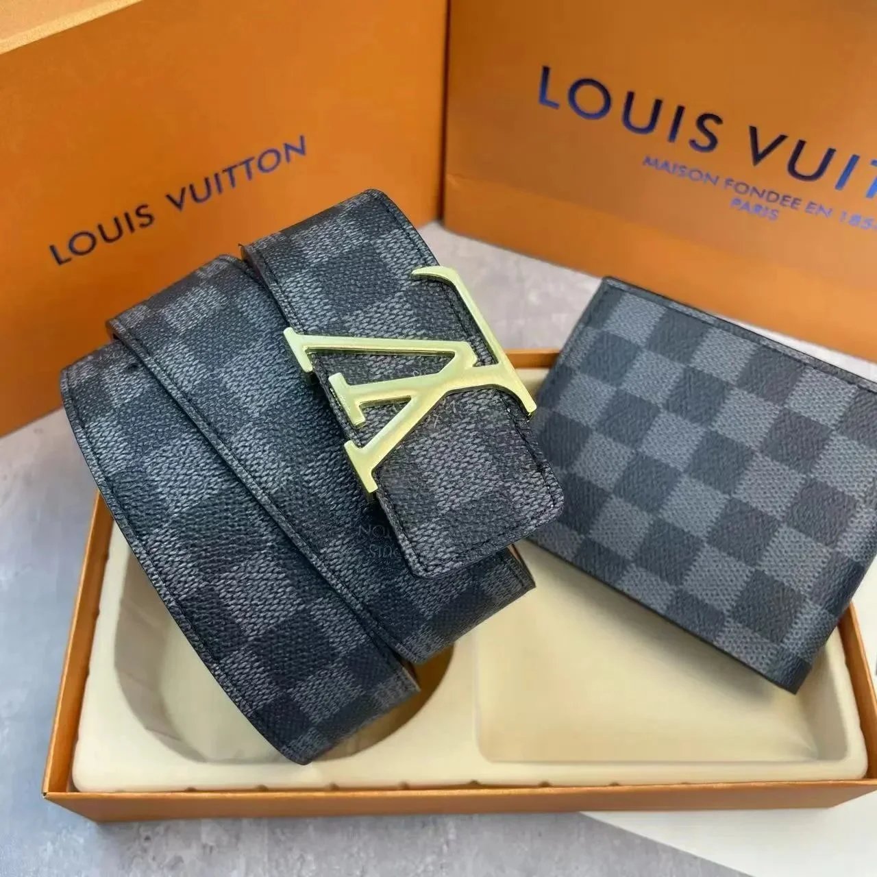 Hermes Weekend Accessory Focus Reversible Leather Belt Airport Outfit