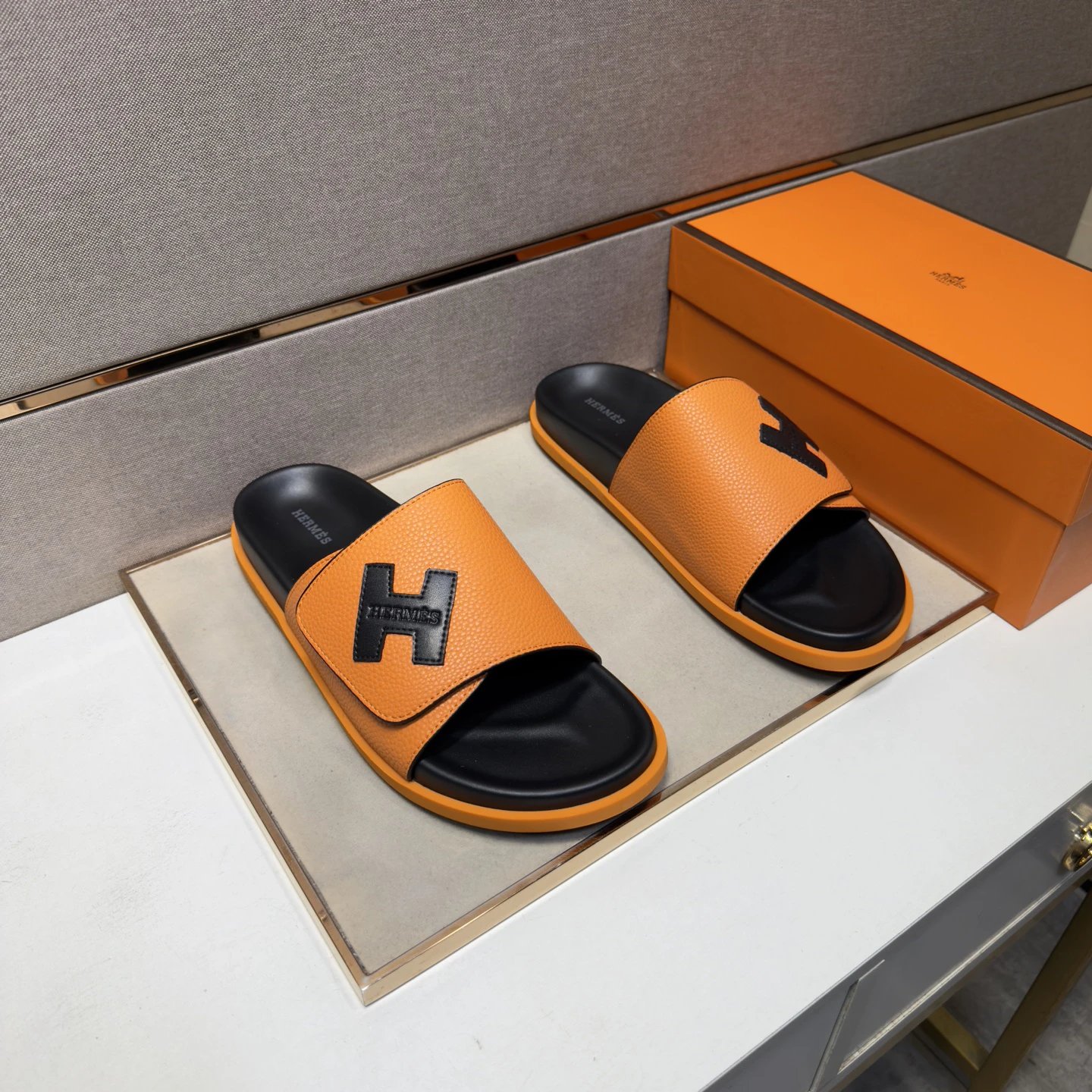 Hermès H Collection Light Luxury Style Orange & Black Slide Sandals