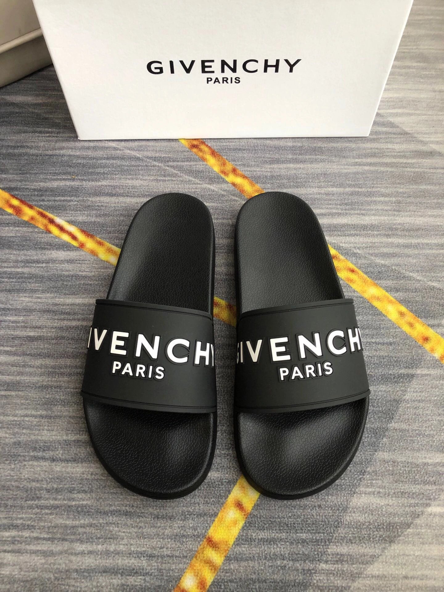 Givenchy Cool Trendy Letter Print Black Slide Sandals