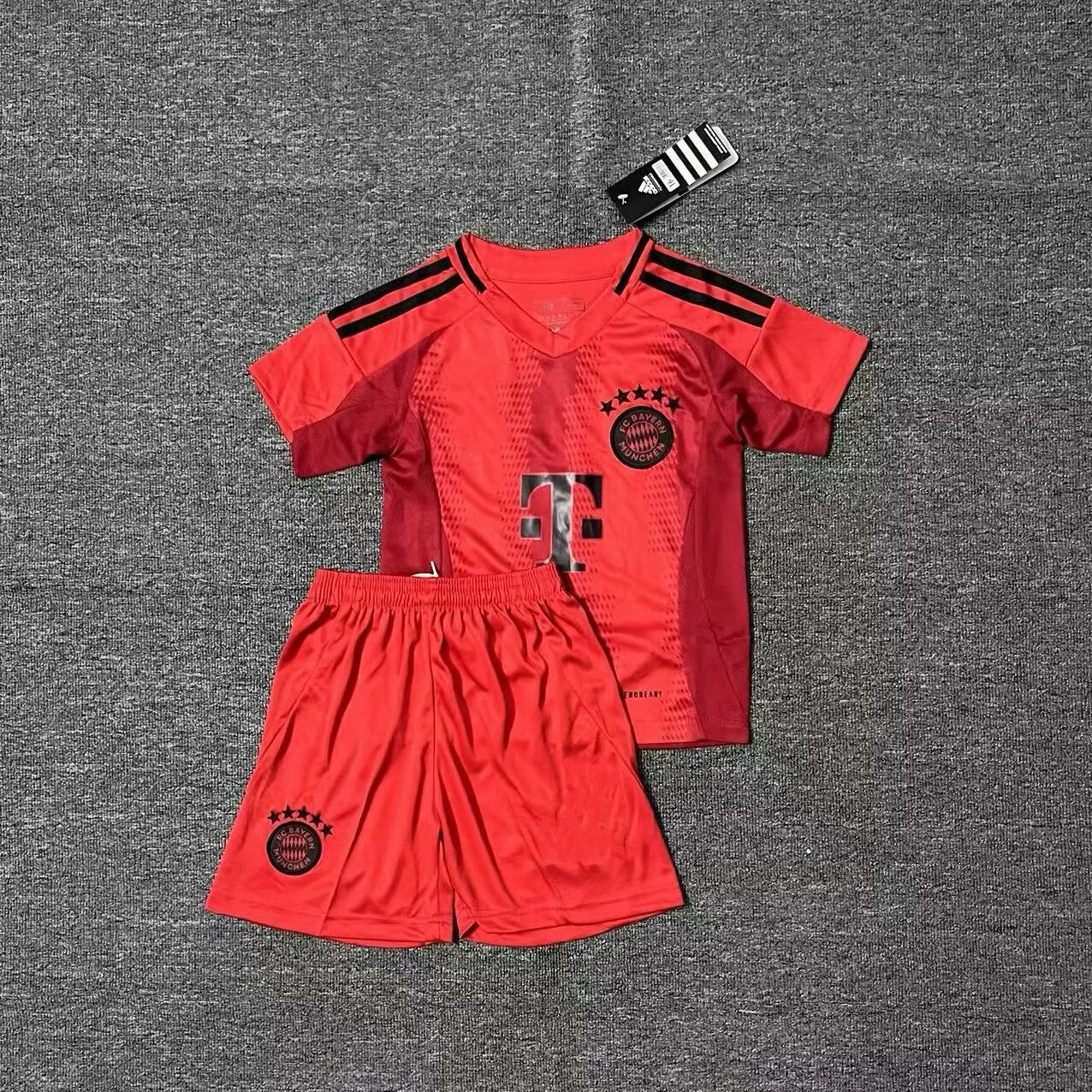 Germany Logo Detail Soccer jersey set White Germany Football with Relaxed Feel