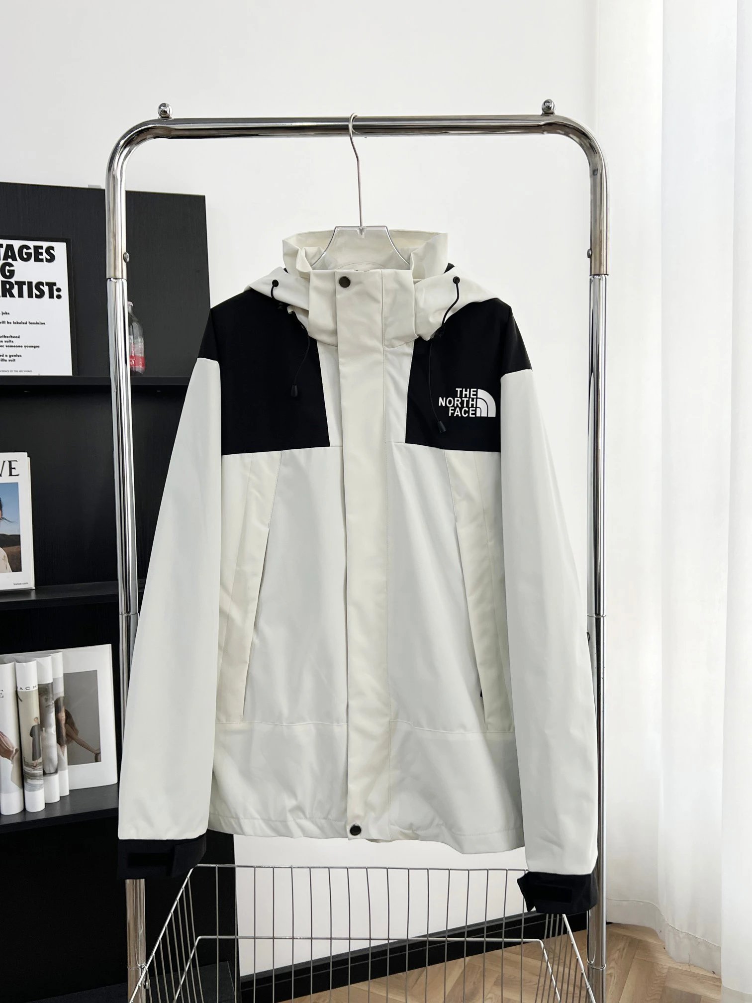 Streetwear Rotation The North Face Hooded Jacket with White Finish