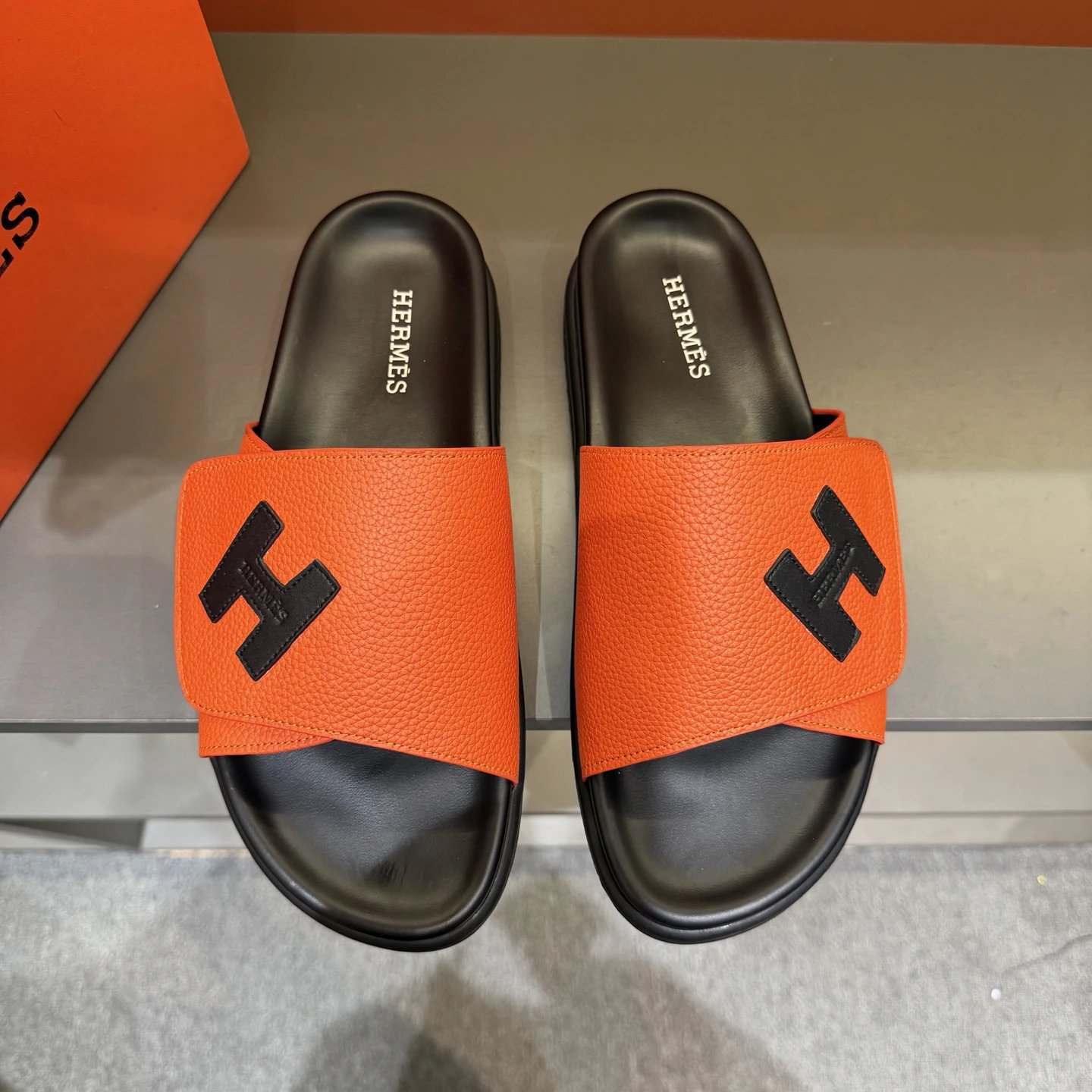 Hermès H Collection Light Luxury Style Orange & Black Slides