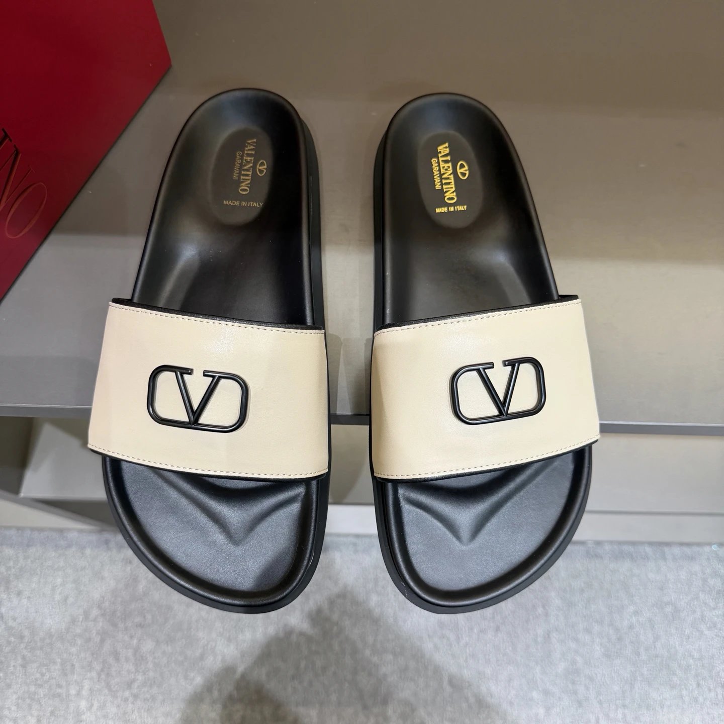 Valentino V-Logo Affordable Luxury Style Beige-Black Slide Sandals