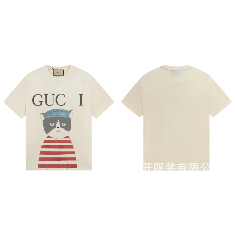 Gucci Cat Print Vintage Style Off-White T-Shirt