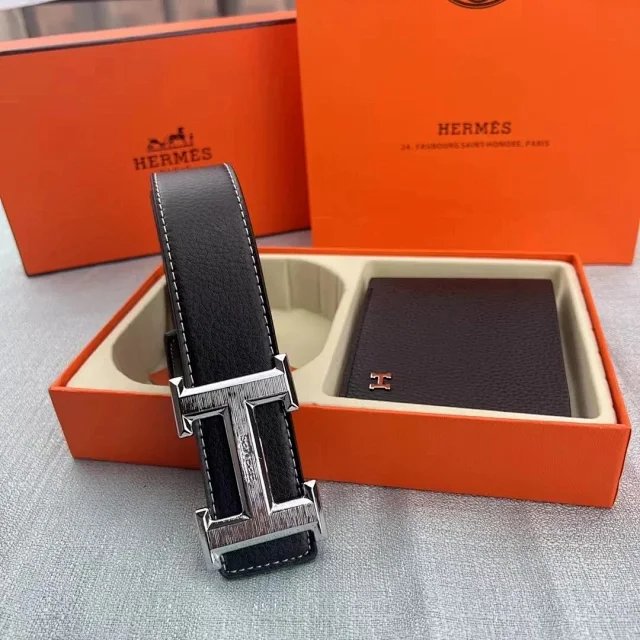 Hermes Gift-Ready Presentation Reversible Leather Belt Streetwear Look