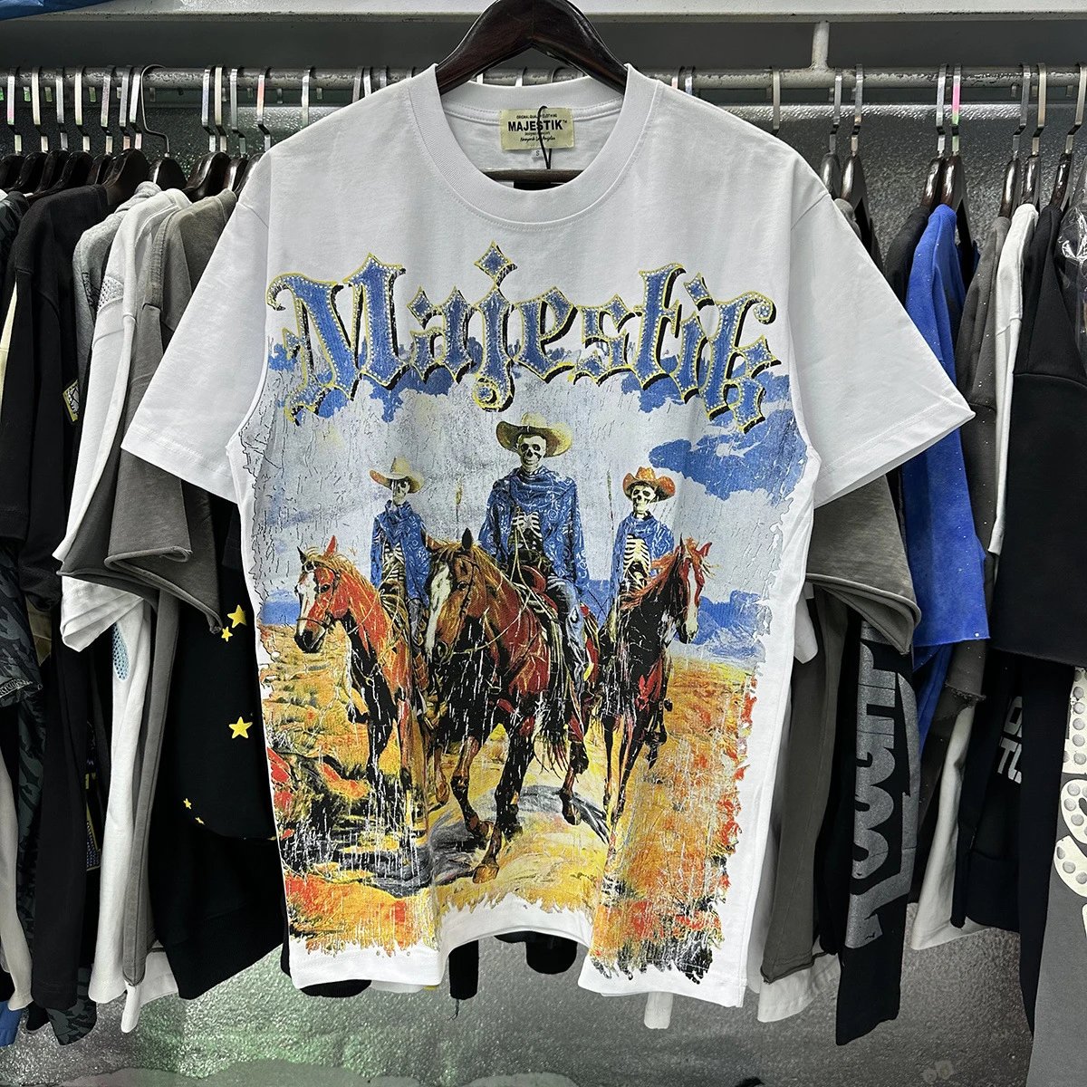 MAJESTIK Western Cowboy Vintage Style White T-Shirt