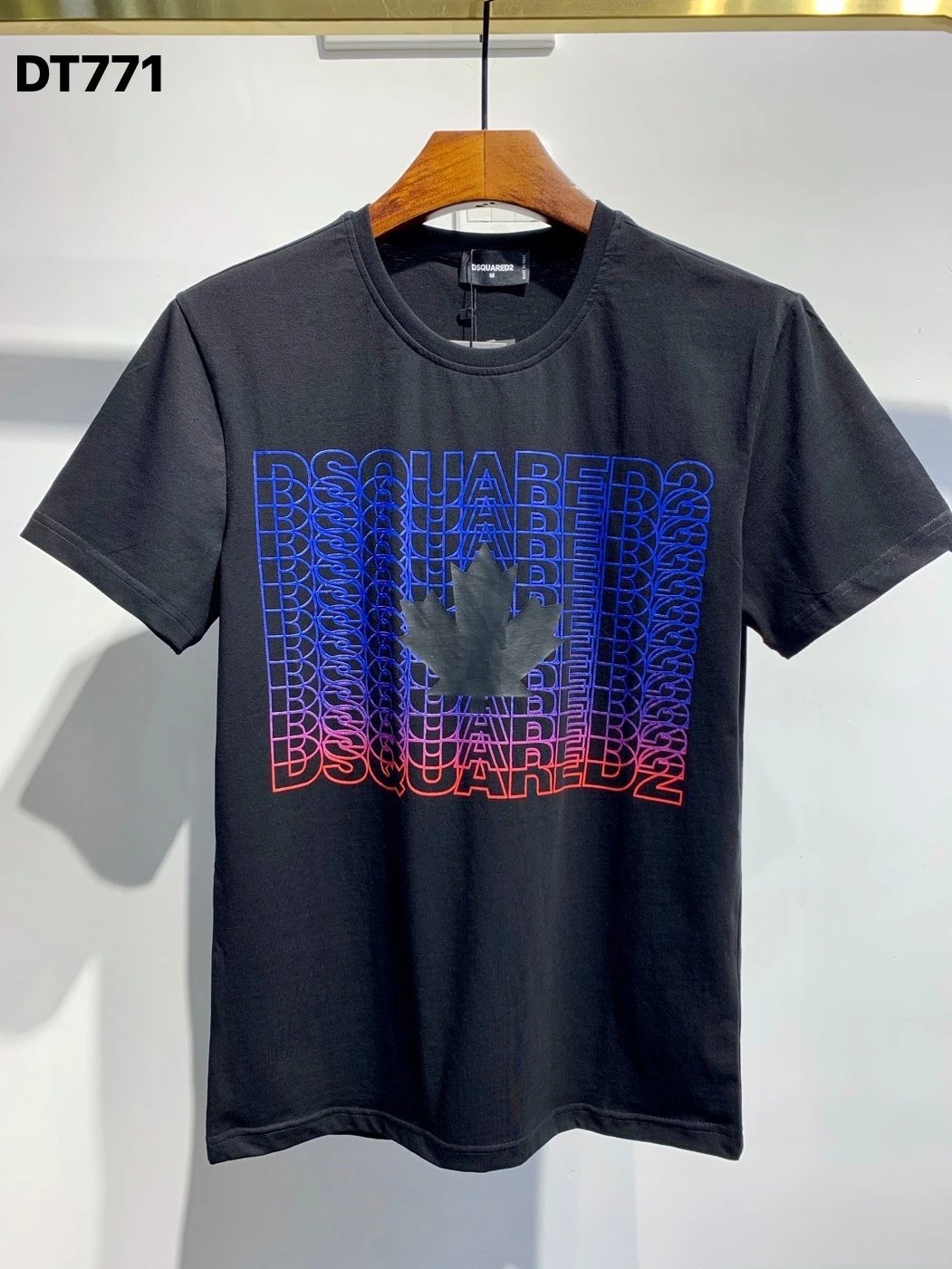 DSQ Gradient Maple Leaf Print Black Short-sleeve T-shirt