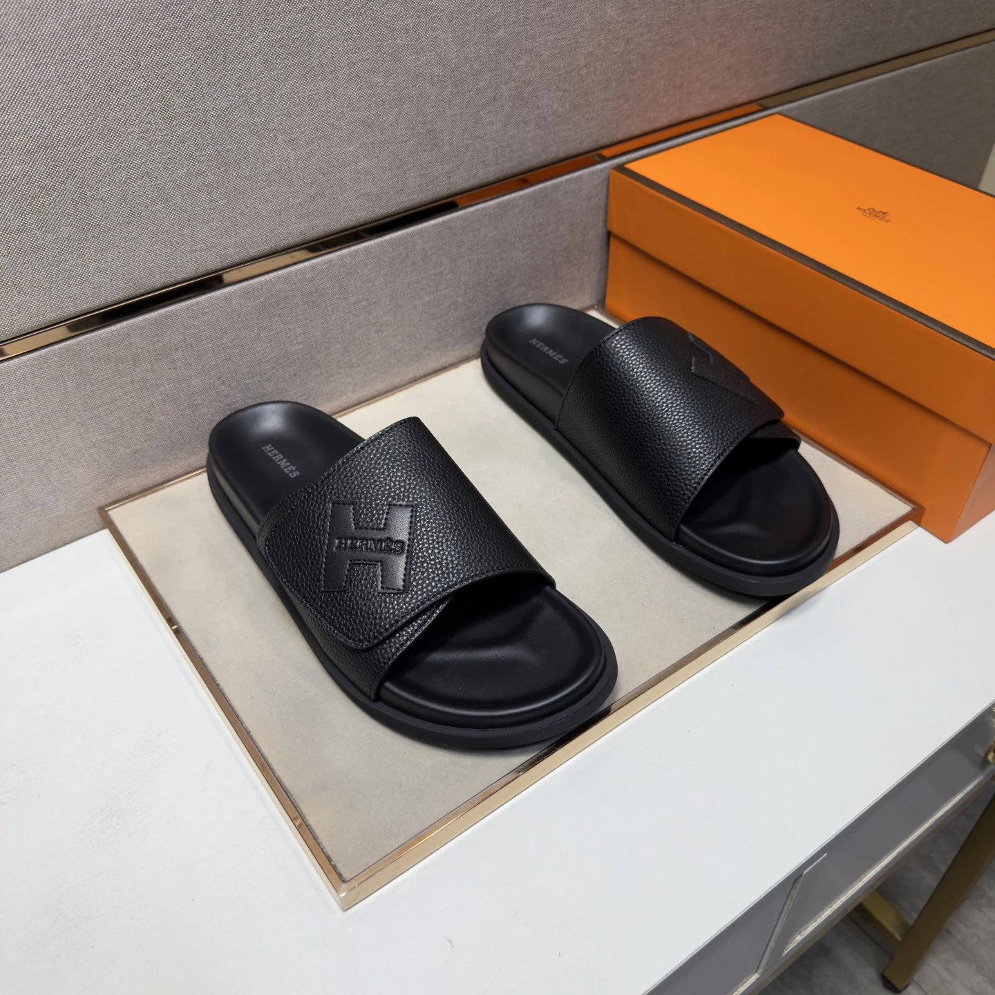 Hermès H Collection Minimalist Style Black Slides