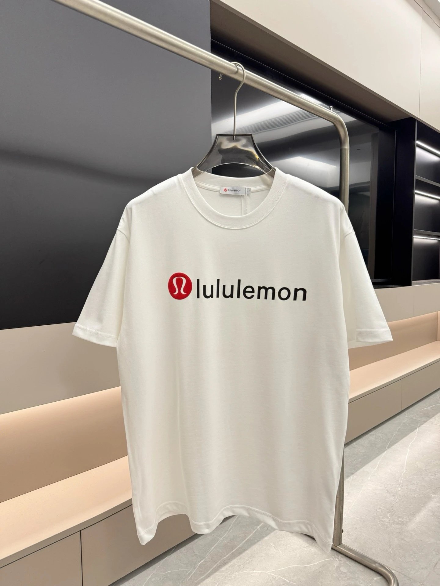 lululemon printed casual style white short-sleeve T-shirt