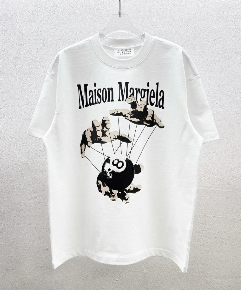 Maison Margiela Black 8 Print Street Style White T-Shirt