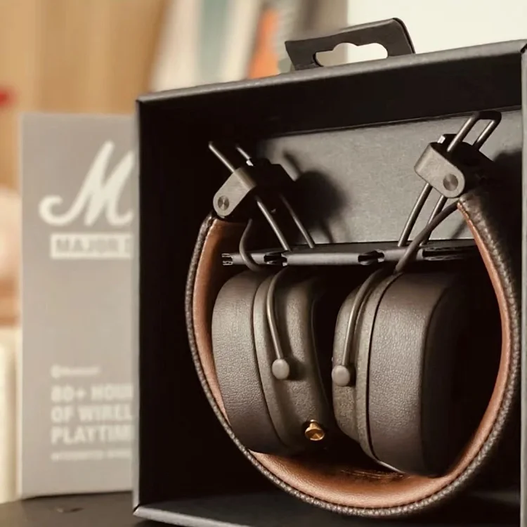 Marshall Major Wireless Headphones in Black