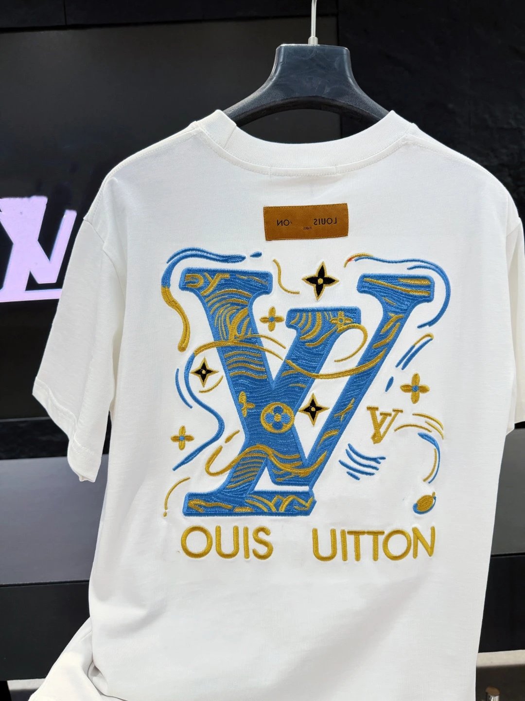 Louis Vuitton Embroidered Trendy Style White T-Shirt